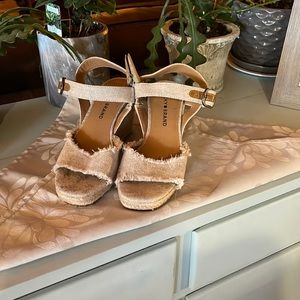 Lucky Brand Linen Wedge